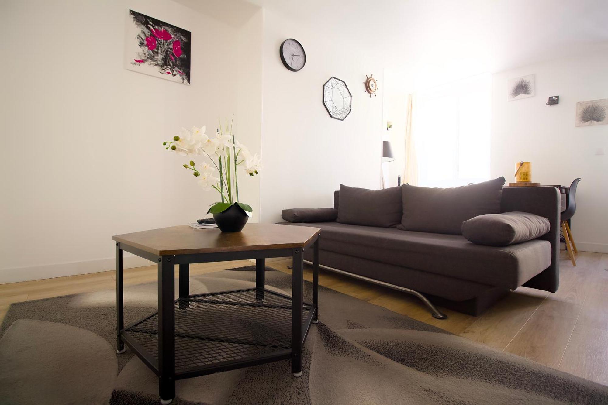 Triplex Lumineux A Cherbourg, Hyper Centre, 2 Pas Du Port & Vie Nocturne, Intendance Luxury Host מראה חיצוני תמונה